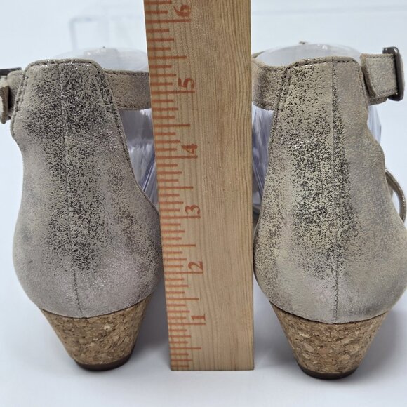 Clarks Comfort Collection Womens 10 Abigail Lily Leather Wedge SandalS Gladiator - Picture 4 of 8